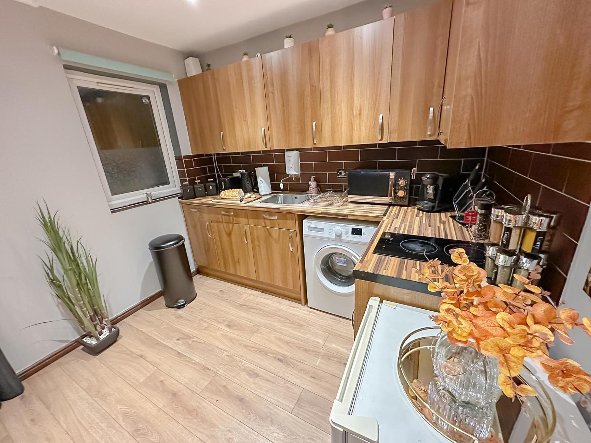 Stunning Studio Garden House - Free Wifi & Parking Hendon Bagian luar foto